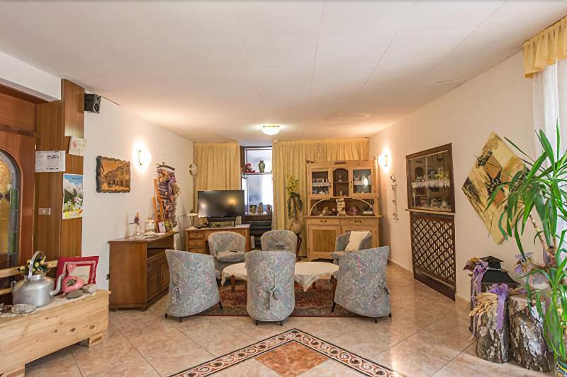 Albergo Antica Rosa Левико Терме Екстериор снимка